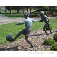 Bronze Junge, der Fußball-Skulptur zum Verkauf spielt